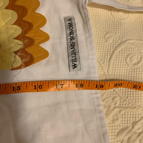 Williams Sonoma kids apron - Picture 2 of 11